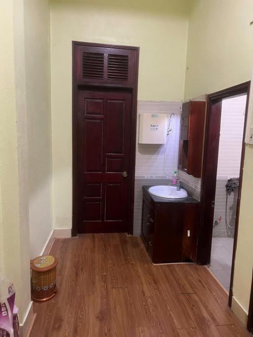 Nhà mới năm trong phố kinh doanh, dân cư văn minh Ngô Thì Nhậm